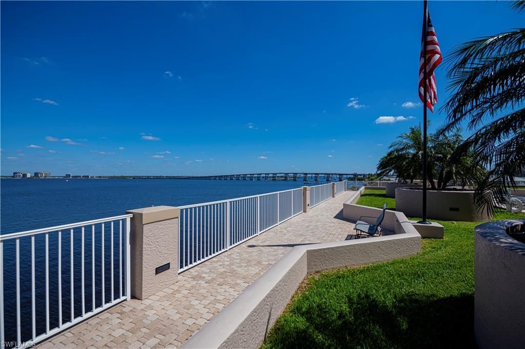 2104 W First St, Unit 3103, Fort Myers, FL 33901 Photo