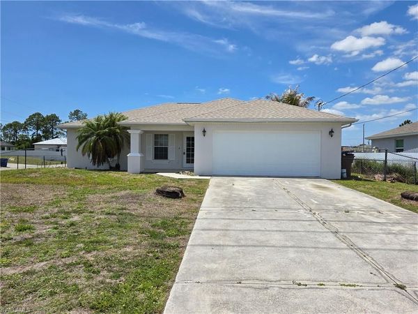 1912 Sunshine BLVD S, LEHIGH ACRES, FL 33976