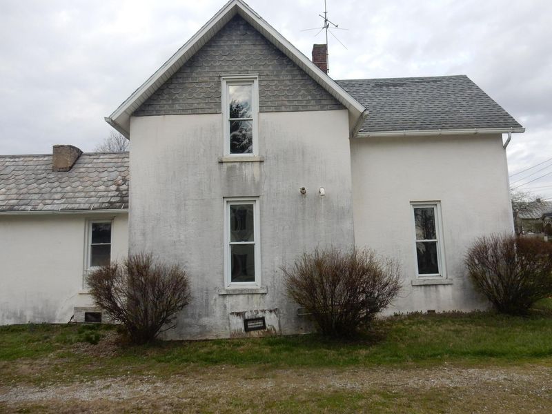 130 W Main Street, Centerburg, OH 43011 Photo 4