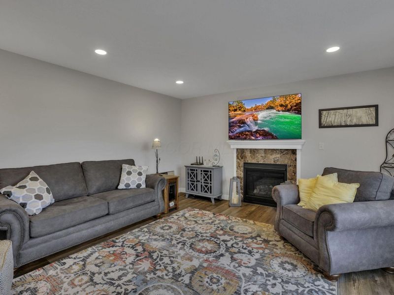 806 Hobart Avenue, Logan, OH 43138 Photo 11