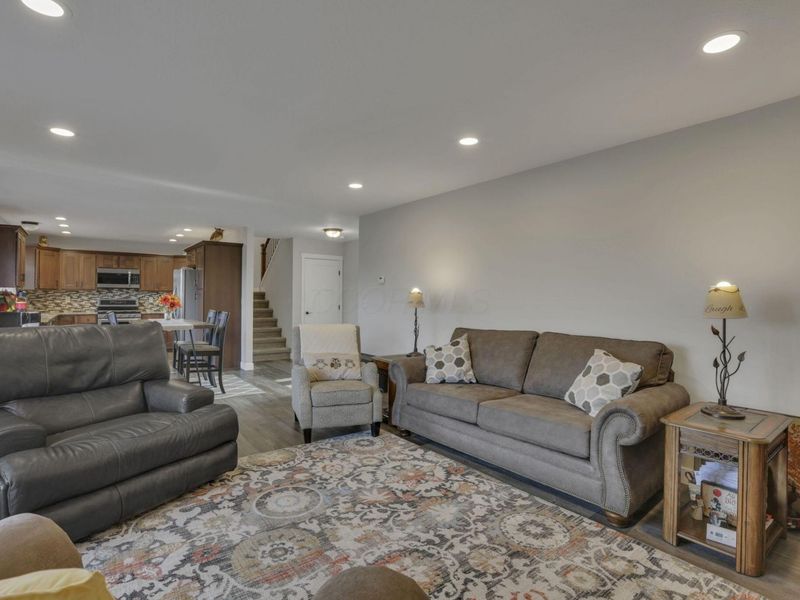 806 Hobart Avenue, Logan, OH 43138 Photo 13