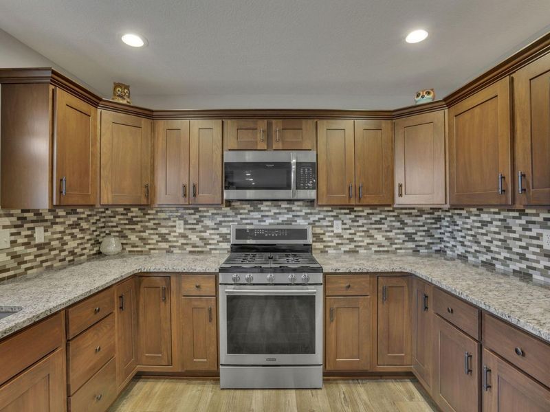 806 Hobart Avenue, Logan, OH 43138 Photo 15