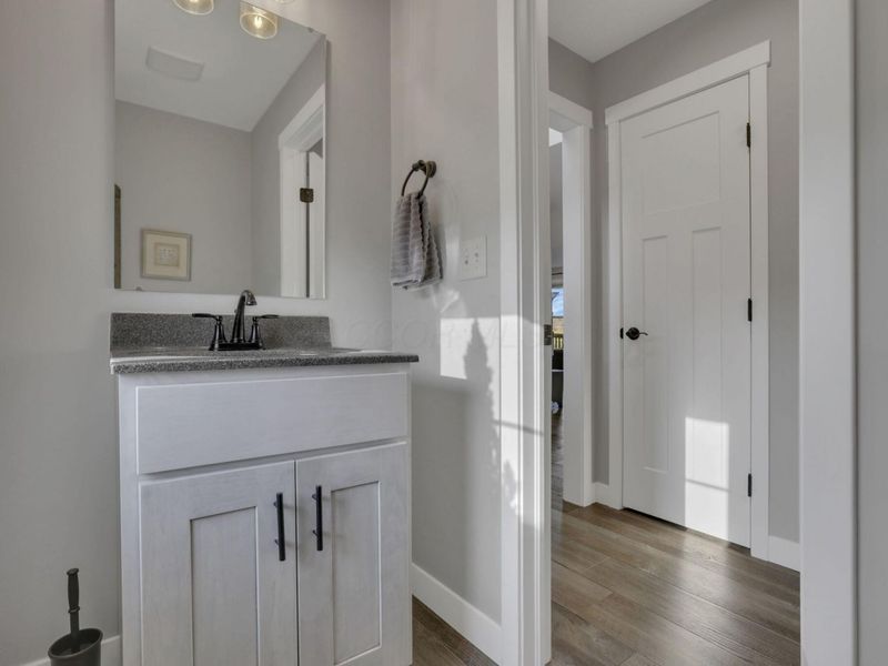 806 Hobart Avenue, Logan, OH 43138 Photo 27