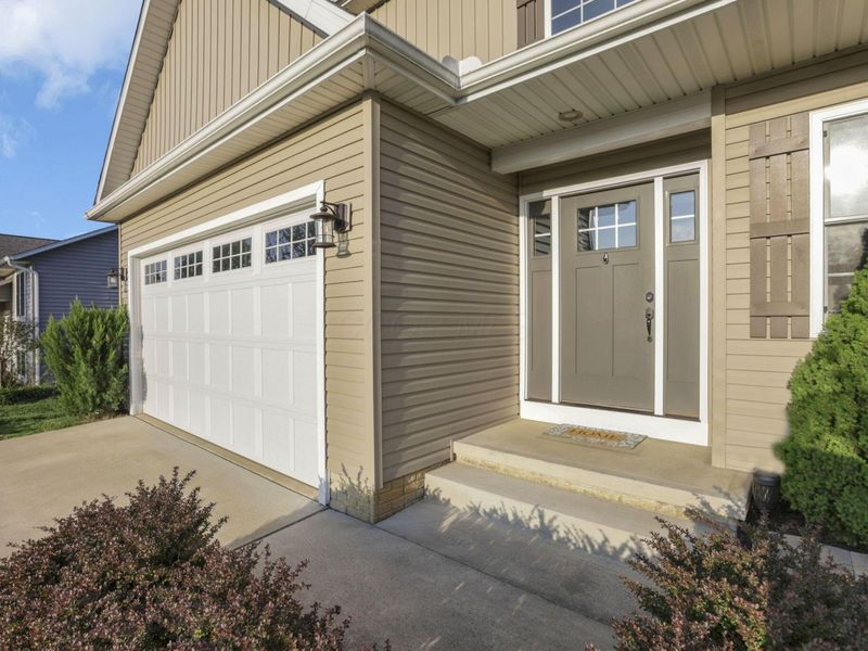 806 Hobart Avenue, Logan, OH 43138 Photo 4