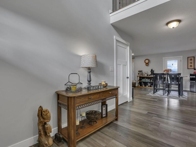 806 Hobart Avenue, Logan, OH 43138 Photo 8