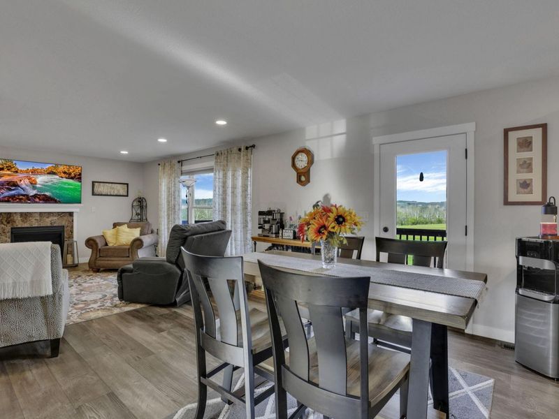 806 Hobart Avenue, Logan, OH 43138 Photo 9