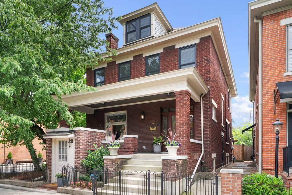 249 E Whittier Street , Columbus, OH 43206