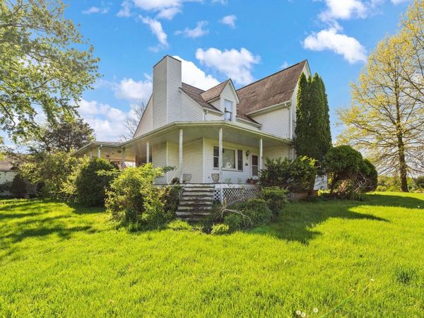 2920 Burnside Road NW, Johnstown, OH 43031