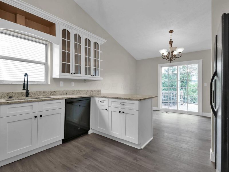 825 Lindenhaven Road, Columbus, OH 43230 Photo 12