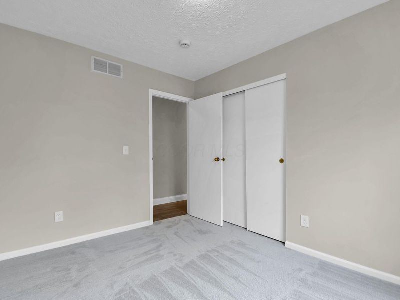 825 Lindenhaven Road, Columbus, OH 43230 Photo 14