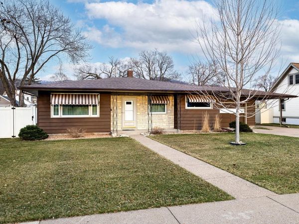 1119 Losey BOULEVARD S, La Crosse, WI 54601