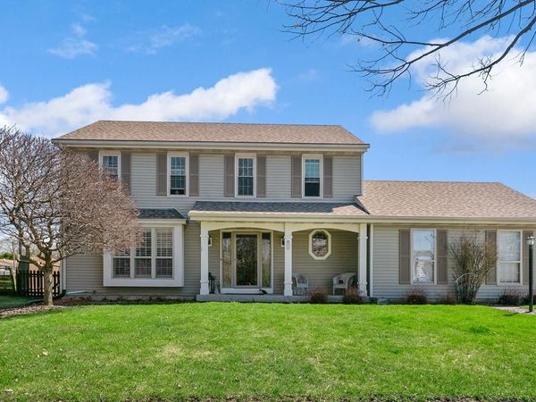 2115 Mount Vernon DRIVE, Waukesha, WI 53186