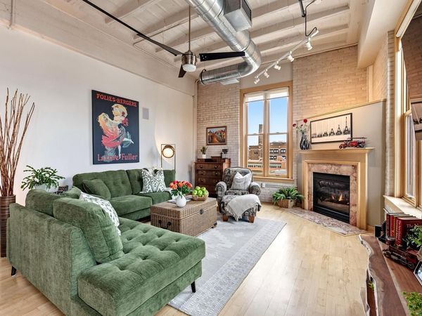 1325 N Van Buren STREET, Unit 502, Milwaukee, WI 53202