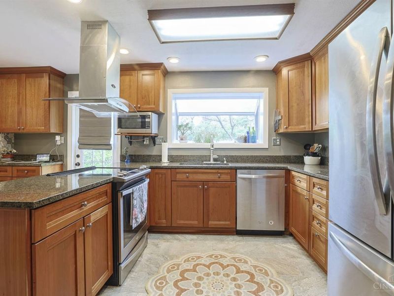 509 Larchmont Drive, Wyoming, OH 45215 Photo 19