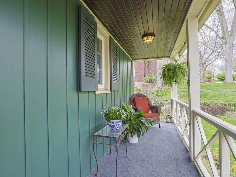 509 Larchmont Drive, Wyoming, OH 45215 Photo 4