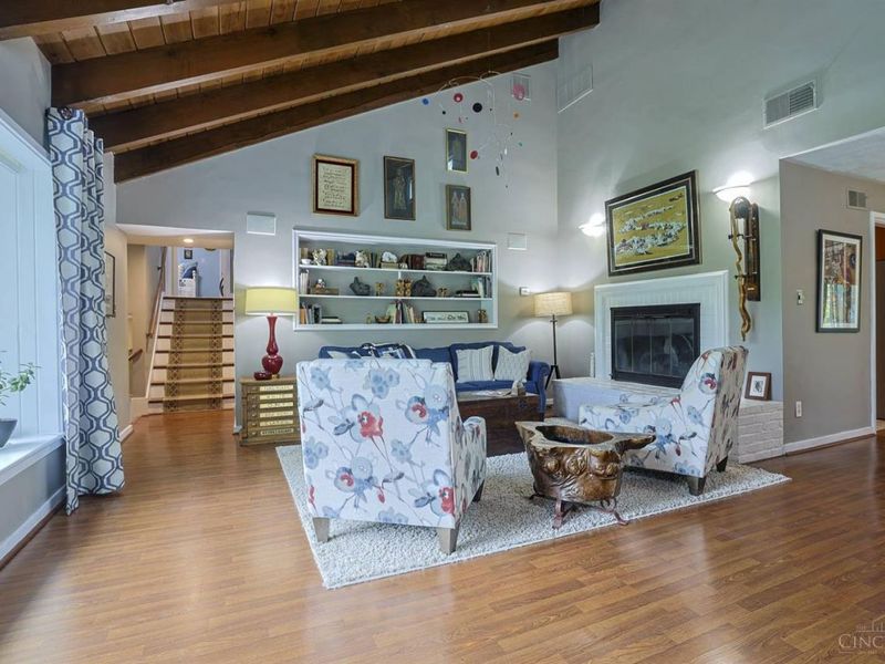 509 Larchmont Drive, Wyoming, OH 45215 Photo 8