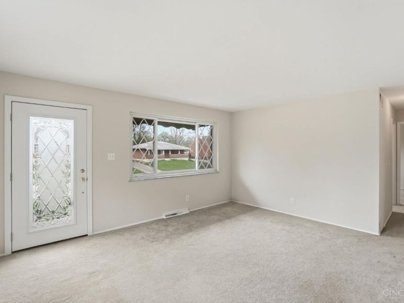 10598 Sarazen Court, Sharonville, OH 45241 Photo 6