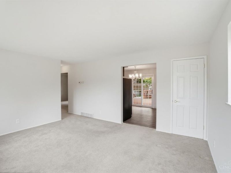 10598 Sarazen Court, Sharonville, OH 45241 Photo 8