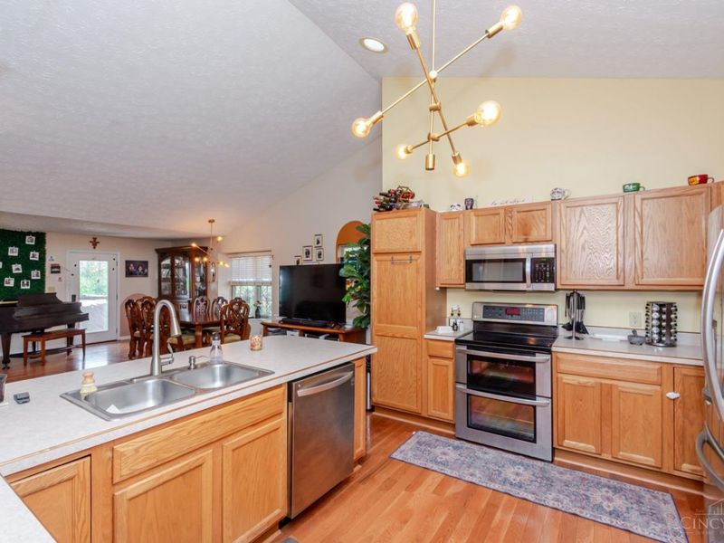 436 Jodee Drive, Xenia, OH 45385 Photo 14