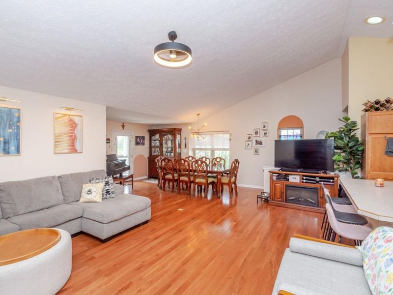 436 Jodee Drive, Xenia, OH 45385 Photo 5