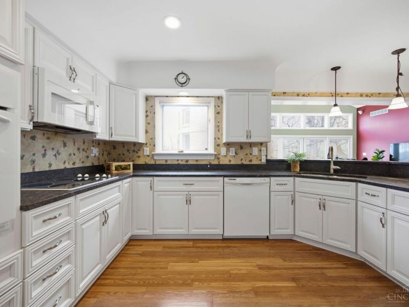 766 Dunwoodie Drive, Anderson Twp, OH 45230 Photo 18