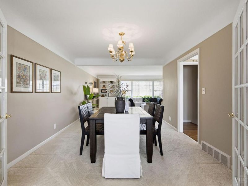 766 Dunwoodie Drive, Anderson Twp, OH 45230 Photo 8