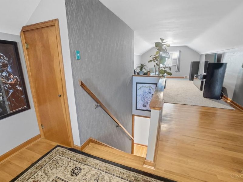 2753 Werkastle Lane, Cincinnati, OH 45211 Photo 24