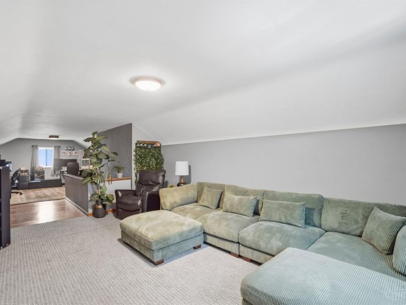 2753 Werkastle Lane, Cincinnati, OH 45211 Photo 28