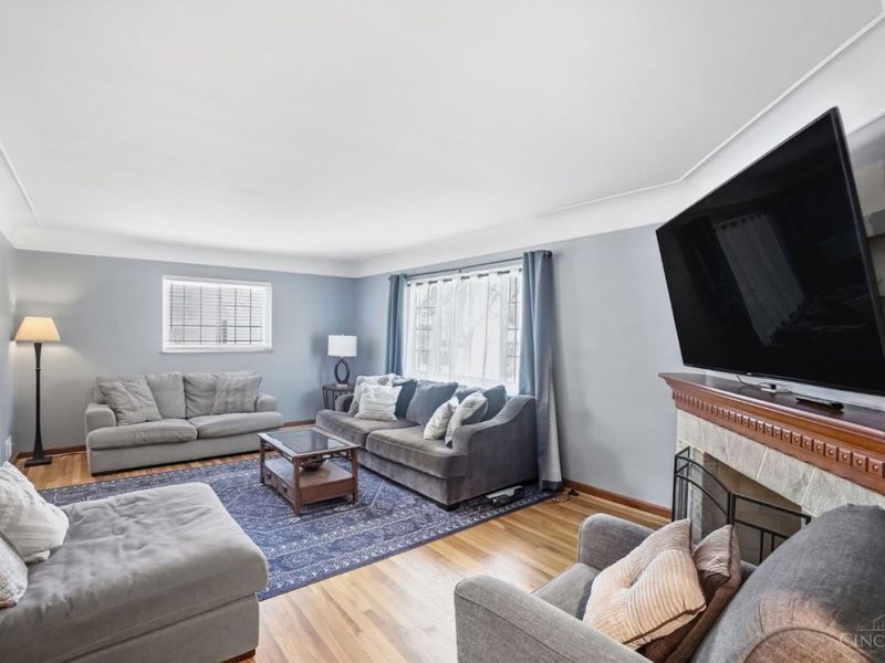 2753 Werkastle Lane, Cincinnati, OH 45211 Photo 6