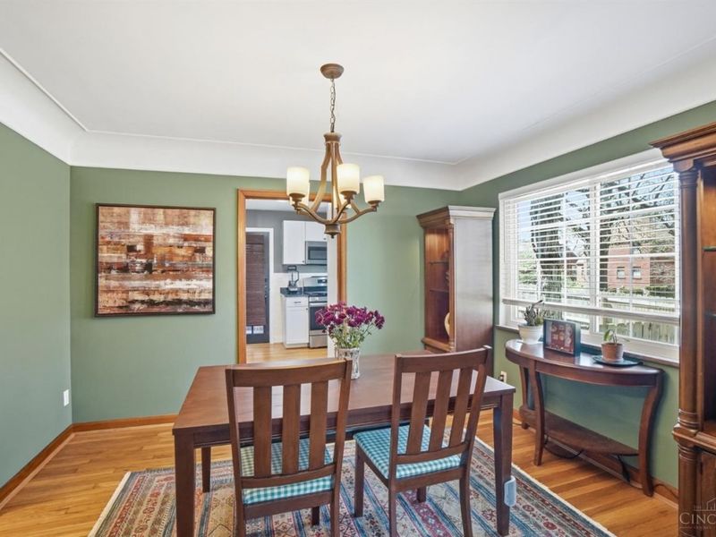 2753 Werkastle Lane, Cincinnati, OH 45211 Photo 9