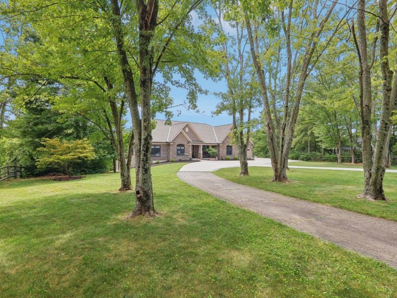 1680 Beechshire Drive, Anderson Twp, OH 45255 Photo 10