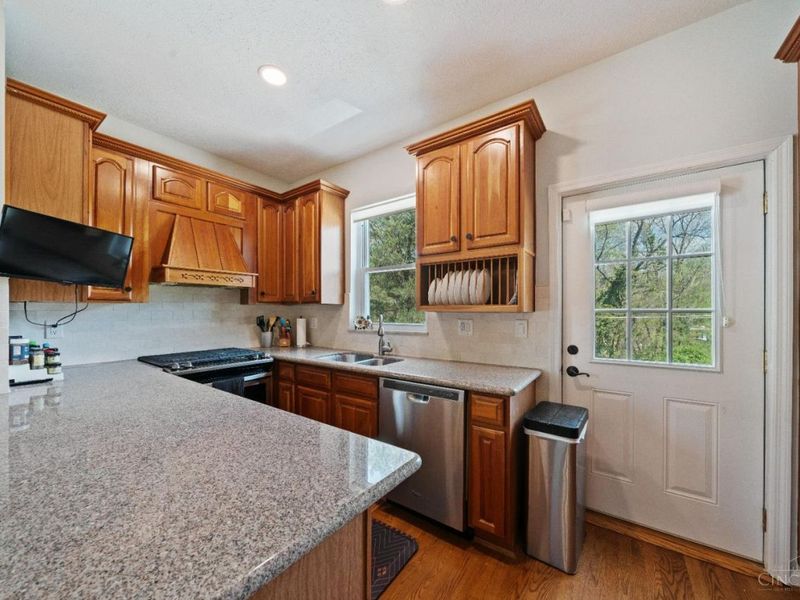 3248 Columbia Parkway, Unit 5, Cincinnati, OH 45226 Photo 11