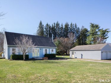 16 Browns , North Canaan, CT 06024