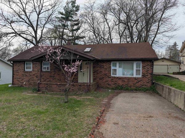 54213 Terrace Lane, South Bend, IN 46635
