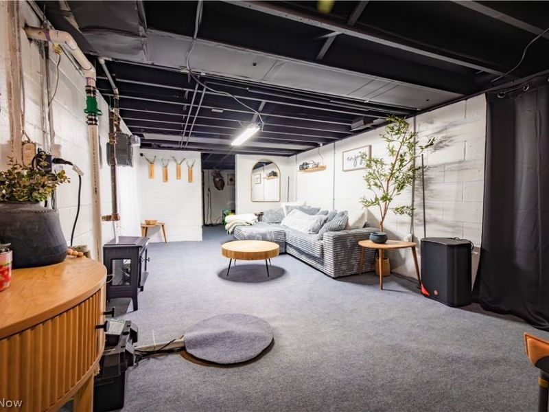 831 School Street, Hubbard, OH 44425 Photo 14