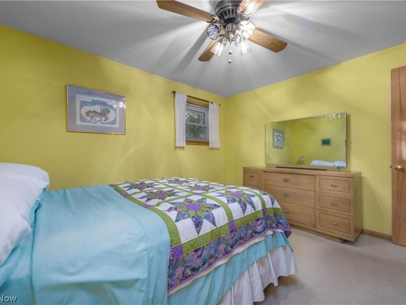 24321 Normandy Drive, Olmsted Falls, OH 44138 Photo 15