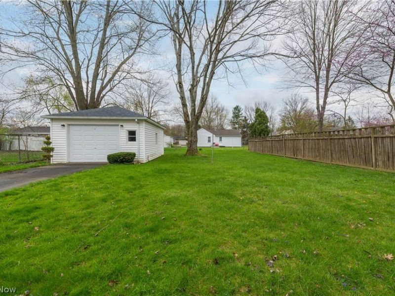 24321 Normandy Drive, Olmsted Falls, OH 44138 Photo 39