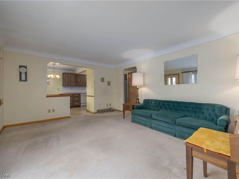 24321 Normandy Drive, Olmsted Falls, OH 44138 Photo 6