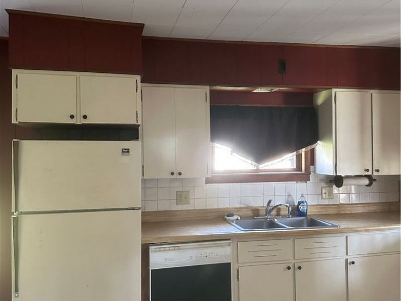 500 E Marietta Street, Woodsfield, OH 43793 Photo 11