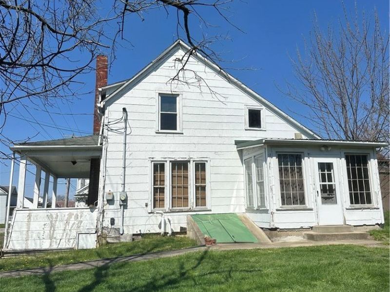 500 E Marietta Street, Woodsfield, OH 43793 Photo 2