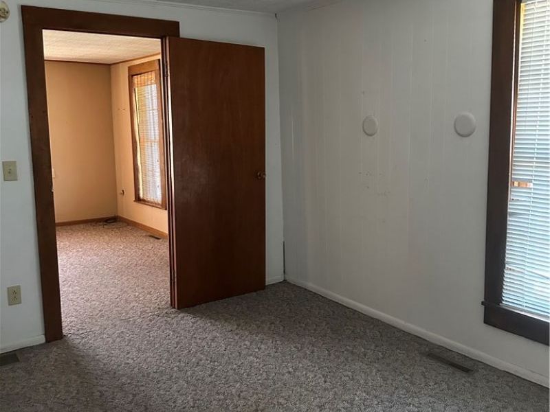 500 E Marietta Street, Woodsfield, OH 43793 Photo 24