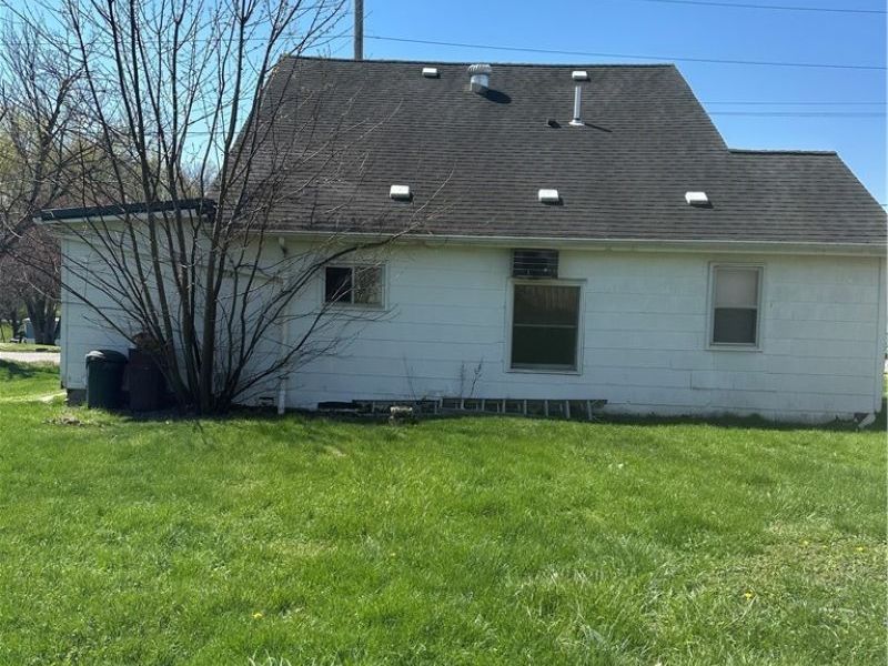 500 E Marietta Street, Woodsfield, OH 43793 Photo 31