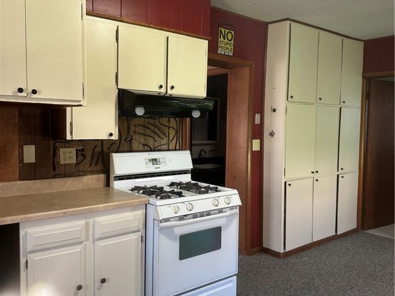 500 E Marietta Street, Woodsfield, OH 43793 Photo 8