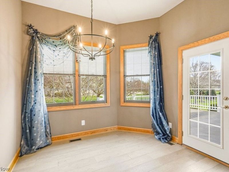 2253 Grimsby Street NW, North Canton, OH 44720 Photo 12