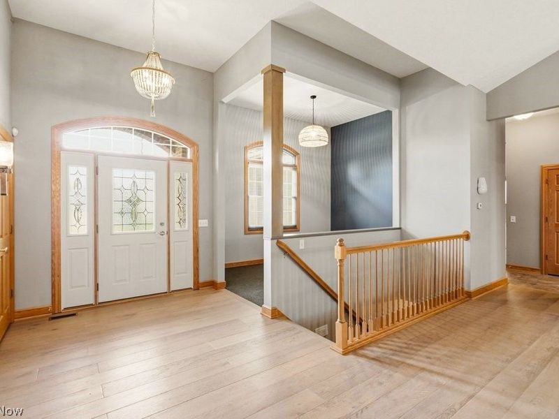 2253 Grimsby Street NW, North Canton, OH 44720 Photo 3