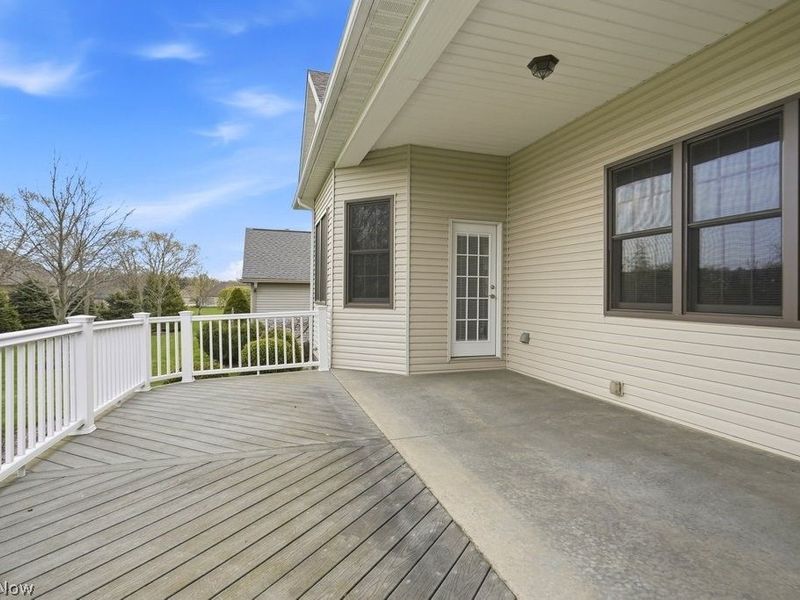 2253 Grimsby Street NW, North Canton, OH 44720 Photo 30