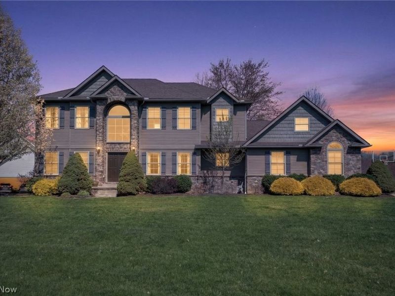 1215 Springbury Drive, Uniontown, OH 44685 Photo 2