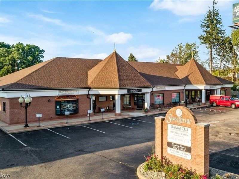 4463 Hills & Dales Road NW, Canton, OH 44718 Photo 2