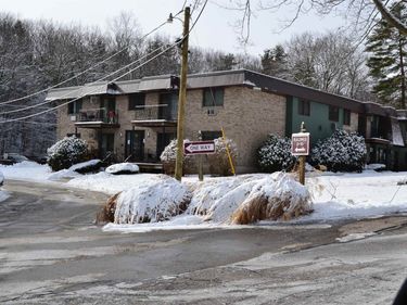 10 Strawberry Bank Road, Unit 2, Nashua, NH 03062