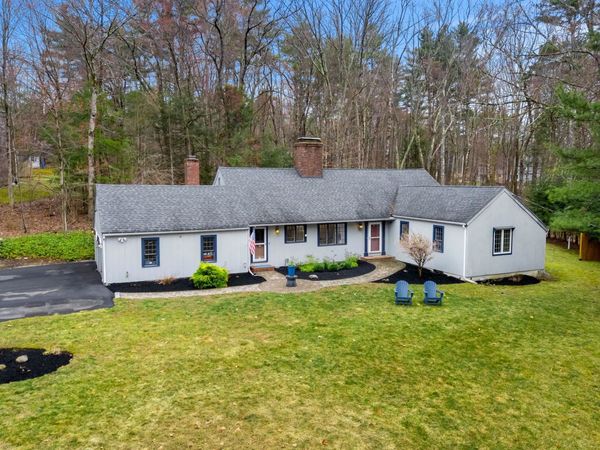 25 West Drive, Bedford, NH 03110